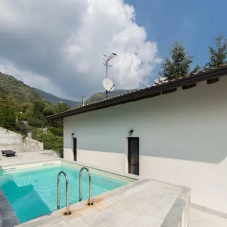Holiday home Chalet Burkett *
