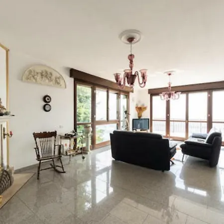 Holiday home Chalet Burkett *